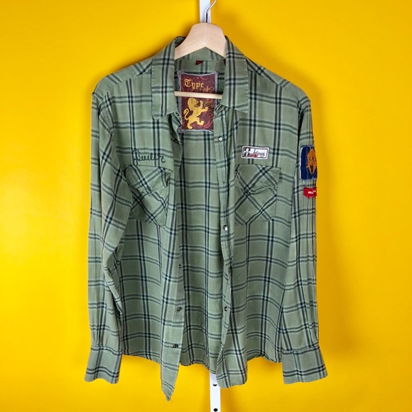 Vintage Other - Army Olive Green VTG Lightweight Flannel w Patches